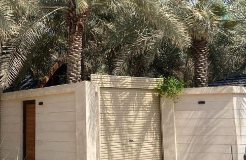 Al-Hofuf Chalet De Esquí | منتجع وأكواخ الأرازي