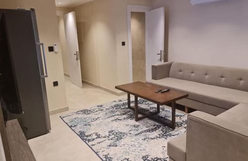 Al Malaz Apartamento | نزل دفلي