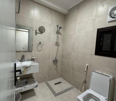 Mizail Hotel | واحة أجياد