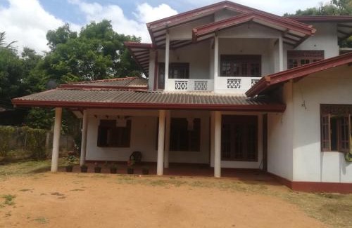 Anuradhapura Casa | ආලෝකා නවාතැන්