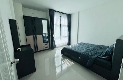 Buriram Apartamento | กัลยกร บ้านเช่าอาคารพาณิชย์ 2 ชั้น