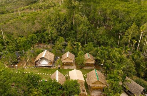 Ban Ta Khun Casa | คุ้มกะลาหัวฟาร์มสเตย์ (Khumkalahua Farmstay)