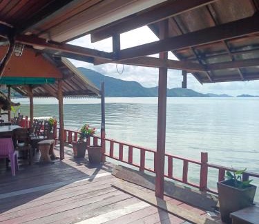 Bang Bao Bay Cama Y Desayuno | ชิวเฮาส์