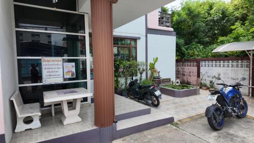 Mueang Samut Prakan District Apartamento | ธิติกาญจน์ อพาร์ทเม้นท์