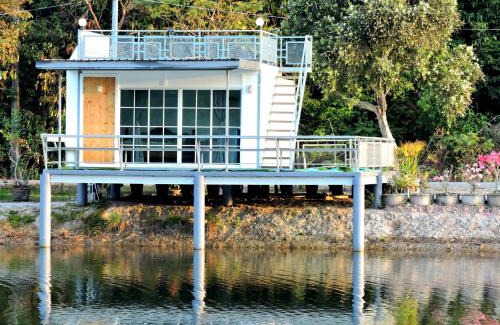 Khlong Khut Casa | บังกะโลบ้านสวนเอก Bungalow Baan Suan Aek