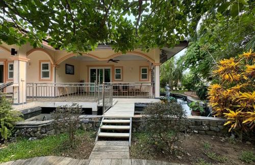 San Pa Thong Casa | บ้านกันเอง Baan Kun Aeng Homestay