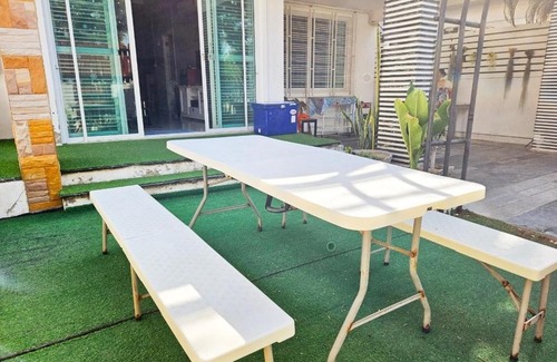 Hua Hin Casa | บ้านปาร์ตี้ พูลวิลล่า หัวหิน 4 ห้องนอน 1 นั่งเล่น 1 ครัว โต๊ะพูล คาราโอเกะ wifi