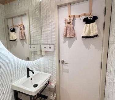 Bang Kaeo Casa | บ้านพักญี่ปู่น Japandi Cozy House