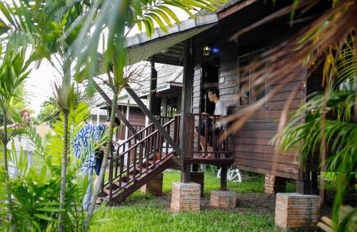 San Sai Casa | บ้านพักริมทุ่งนา