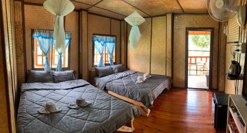 Ban Luang Casa | บ้านพักเคียงนา