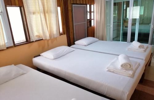 Khanom Complejo | บ้านสนมณีโฮมสเตย์ Bansonmanee Homestay