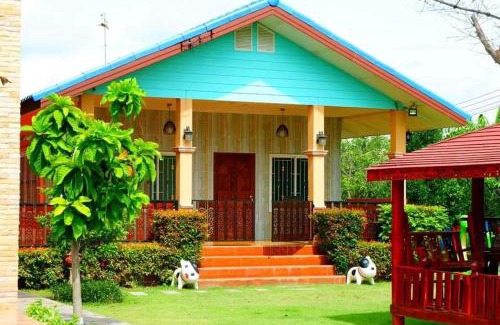 Kamphaeng Saen Casa | บ้านสวนชมจันทร์ กำแพงแสน