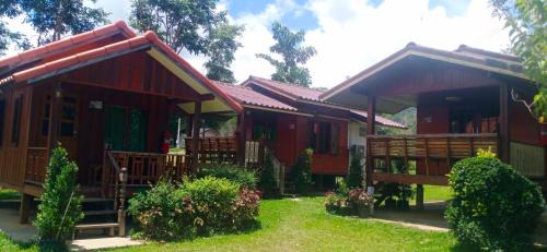 Khao Kho Complejo | บ้านในสายหมอกบุญแจ้งโฮมสเตย์
