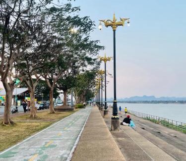 Nai Muang Casa | ปันสุขโฮมเทล Pansuk Hometel