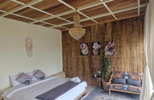 Chiang Rai Province Cama Y Desayuno | พอยื้อใจ doichang