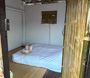 Rong Kwang Casa | ม่อนดาวเดือนแค้มป์ปิ้ง ถนนลอยฟ้าแพร่