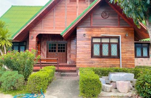 Nong Bua Apartamento | รีสอร์ท ลลิตา