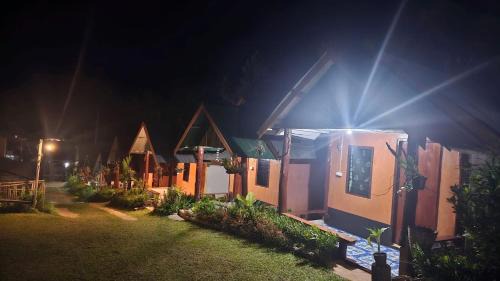 Mok Cham Pae Casa | ลุงกอละ โฮมสเตย์ ปางอุ๋ง