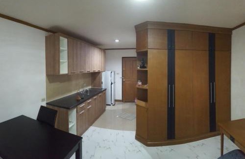 Tha Thaewawong Casa | ศรีราชาเบย์วิว