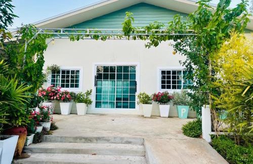 Ban Dung Casa | หลัง 2 เฌอเฌอ การ์เด้น เฮาส์ ที่พักคำชะโนด