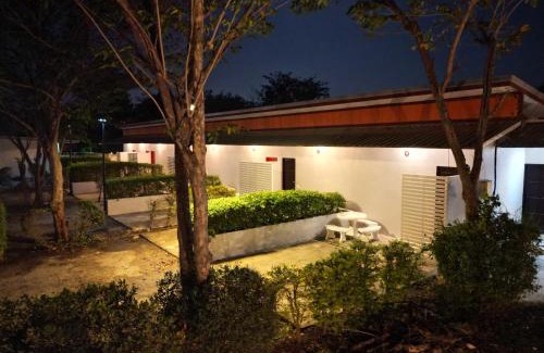 Si Prachan Casa | อิงน้ำท่าจีน (ท่าจีนรีสอร์ท)