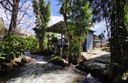 Chom Thong Casa | อินทนนท์ เล่าจู