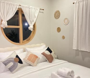 Trat Casa | อุ่นไอดิน Home Stay