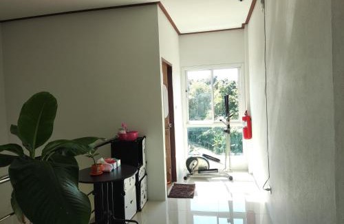 Chong Kham Casa | เกสต์เฮาส์ชูบีมา Guesthouse Chubeema Coffee & Tea