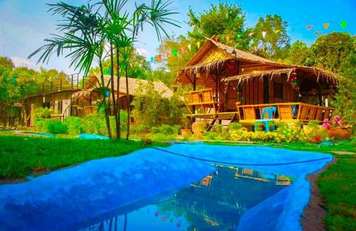 Kaeng Krachan Chalet De Esquí | เดอะกระต็อบ By The Mountain Ozone บ้านโอโซนขุนเขาแก่งกระจาน