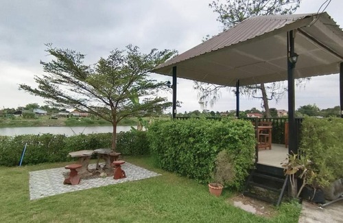 Nong Khai Complejo | เรือนจำปา ( Rueanjumpa resort )