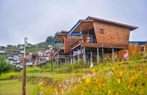 Mae Rim Otro | ไร่สายหมอก