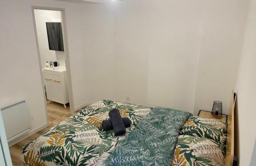 Saintes Apartamento | ღ Le Saintois Au cœur de ville, Spacieux & Wifi