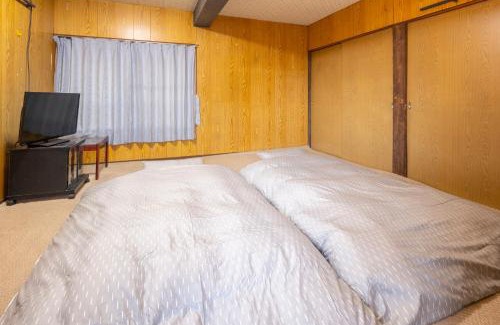 Kofu Cama Y Desayuno | いますわの宿