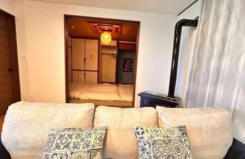 Asahikawa Apartamento | かんたろうもねたろうの円宿ーNew!フルリノベ キッズエリア大好評!カムイ キャンモア 富良野スキー場アクセス良好コンビニ徒歩5分!