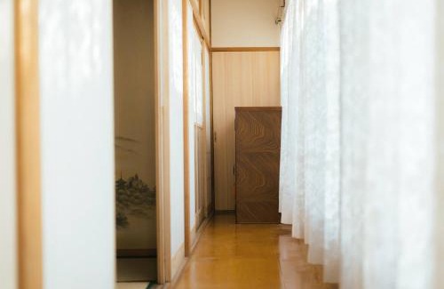 Matsumoto Casa | やまやどり 一軒家の2階を貸切でご利用いただける個室宿