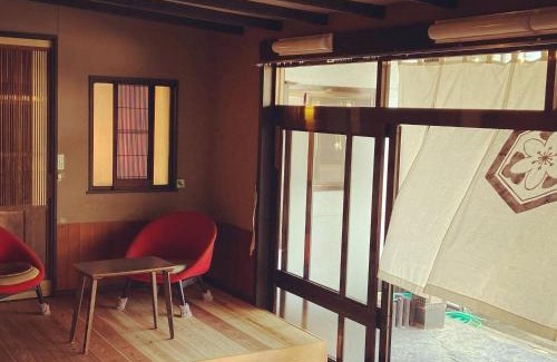 Sado Casa | ゲストハウス 華屋 (guest house HANAYA）