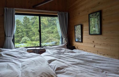 Kochi Apartamento | サクラハウス 豊かな自然を味わう山の隠れ家