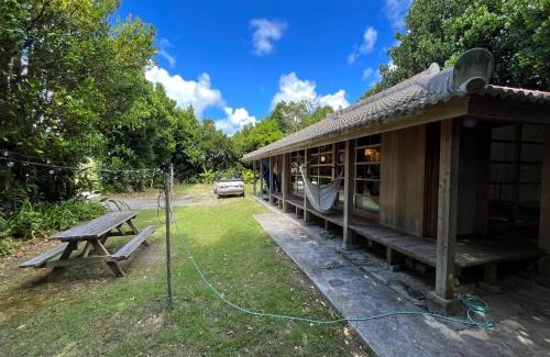 Nakasone Villa | フクギに囲まれた家 さばんぎ沖縄古民家 SAVANGI Okinawan Designed Folk House