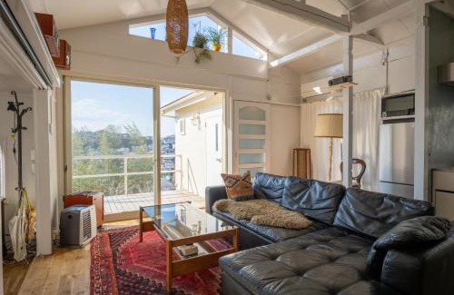 Yokosuka Casa | ペット可 撮影商用利用可 The Cabin Ashina 富士山と海を望むヴィンテージ平屋一棟貸し南葉山