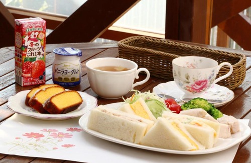 Shima Cama Y Desayuno | ペンション花多來