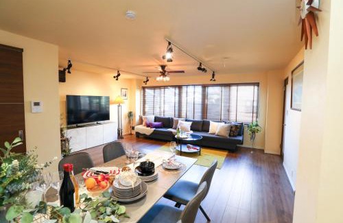 Ota Apartamento | ラグジュアリー戸建貸切,羽田,品川まで20分 3ベットルーム 広々リビングのモダンクラシックな一棟貸し