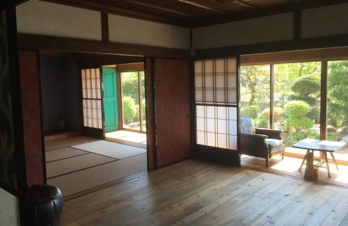 Komagane Casa | 一棟貸し宿bochi-bochi