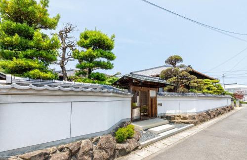 Mitoyo Casa | 一棟貸切の宿 夕凪 500平方米一日一組日本庭園 四名まで同一料金 最大14名様父母ヶ浜車で10分