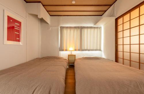 Utazu-cho Apartamento | 一棟貸切宿 Shiyon, 60-year-old renovated private house