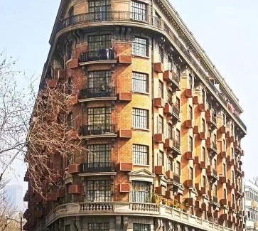 Xuhui Apartamento | 上海小胖纸民宿 武康大楼店 近武康大楼 露台老洋房 交通大学站 直达迪士尼 2床近地铁