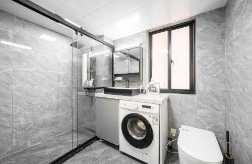 Downtown Shanghai Apartamento | 上海柠檬汁民宿 Shanghai lemon juic B&B-Shanghai Lemon Deluxe Room 外滩南京西路步行街