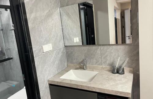 Downtown Shanghai Apartamento | 上海柠檬汁民宿 Shanghai lemon juic B&B -Shanghai Lemon Deluxe Room外滩南京东路步行街