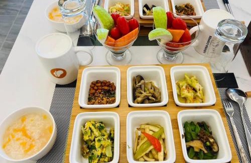 Datong Cama Y Desayuno | 亮院子旅墅 Bright Courtyard