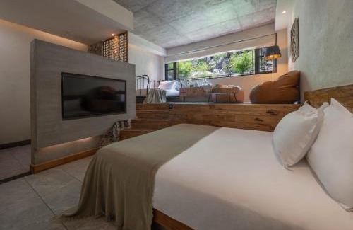 Mofenglin Hotel | 兴义市田景宜色客栈