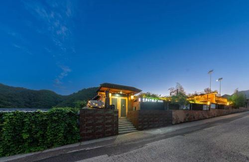 Huairou Casa | 北京长城山下院子
